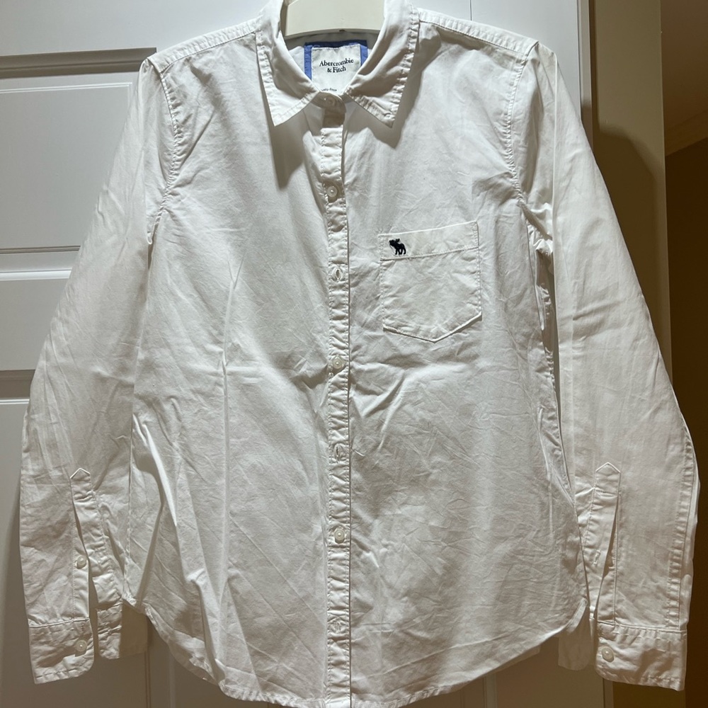 Abercrombie woman’s white shirt